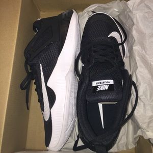 Nike Volleyball Women’s size 10 Hyperace shoes